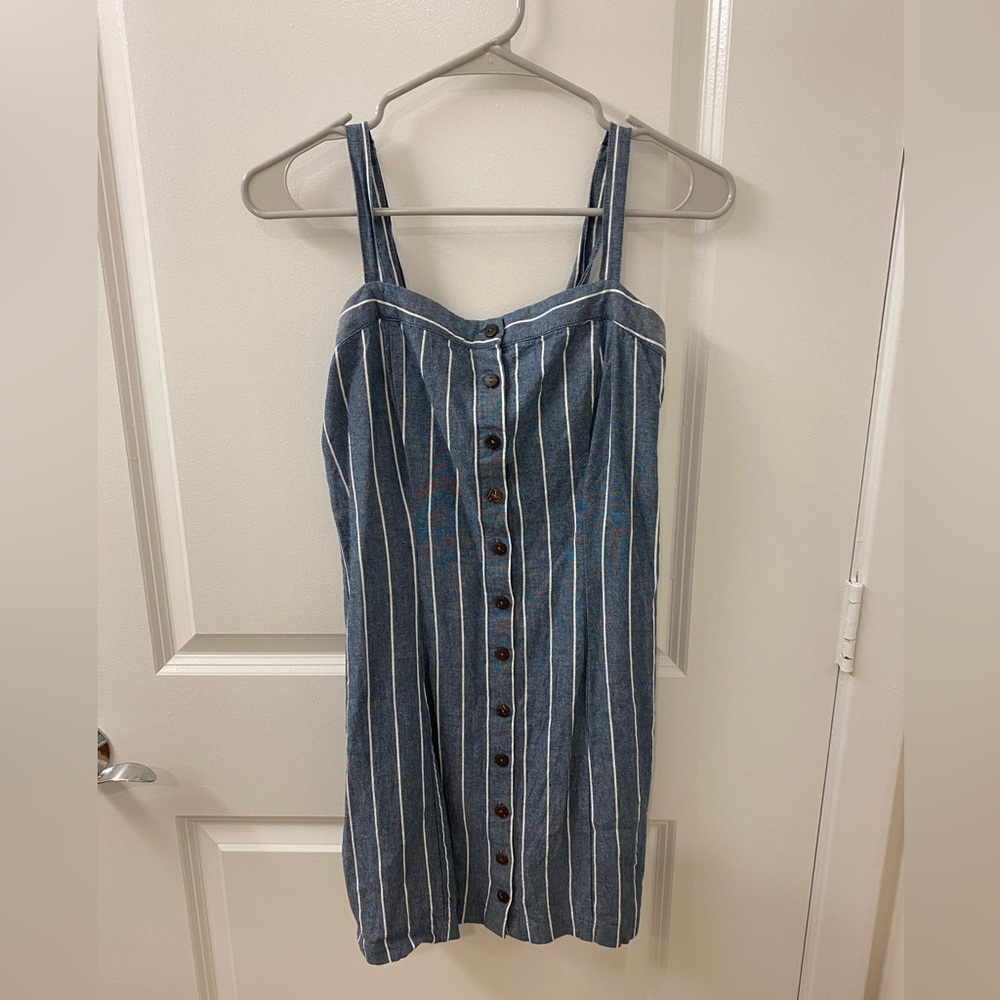 Forever 21 button up dress